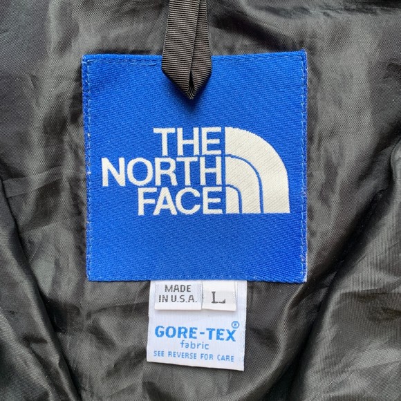 [SOLD] Vintage 90s North Face colorblock Gore-tex windbreaker pullover with hood - Picture 4 of 12